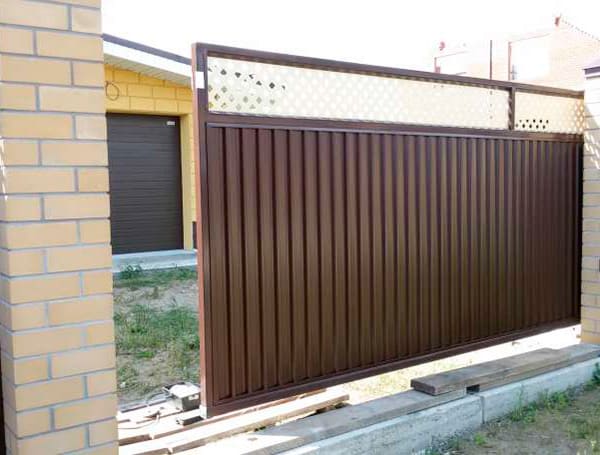 Эстетика и Надежность: Ворота Grand Line для Вашего Дома в Ишимбае от 37426 руб